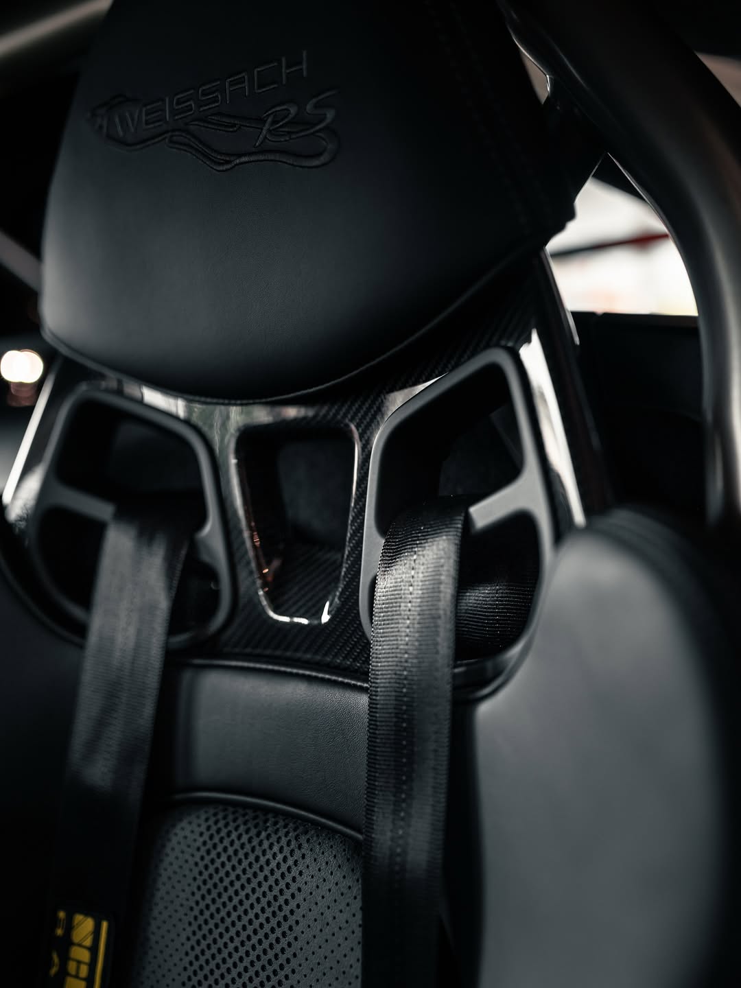PORSCHE 718 GT4RS - Imagem 10