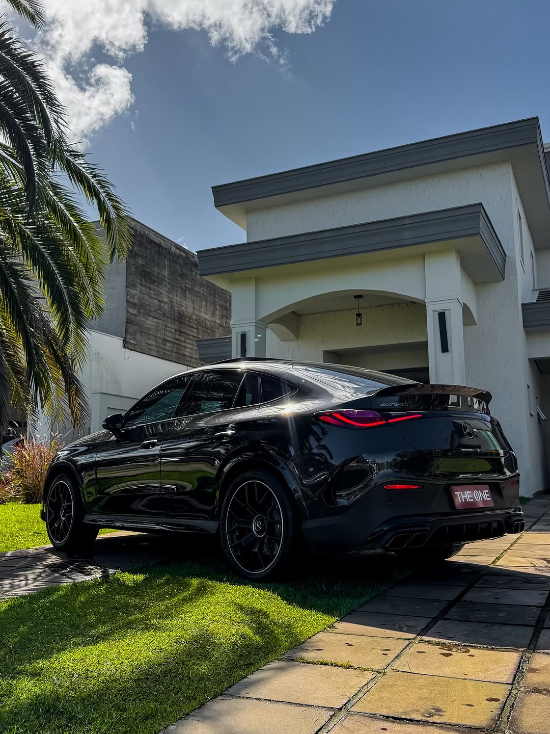 MERCEDES-BENZ GLC 63 S AMG COUPÉ - Imagem 9