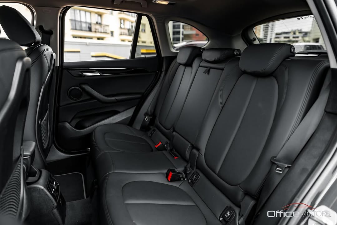 BMW X1 SDRIVE20I XLINE - Imagem 9