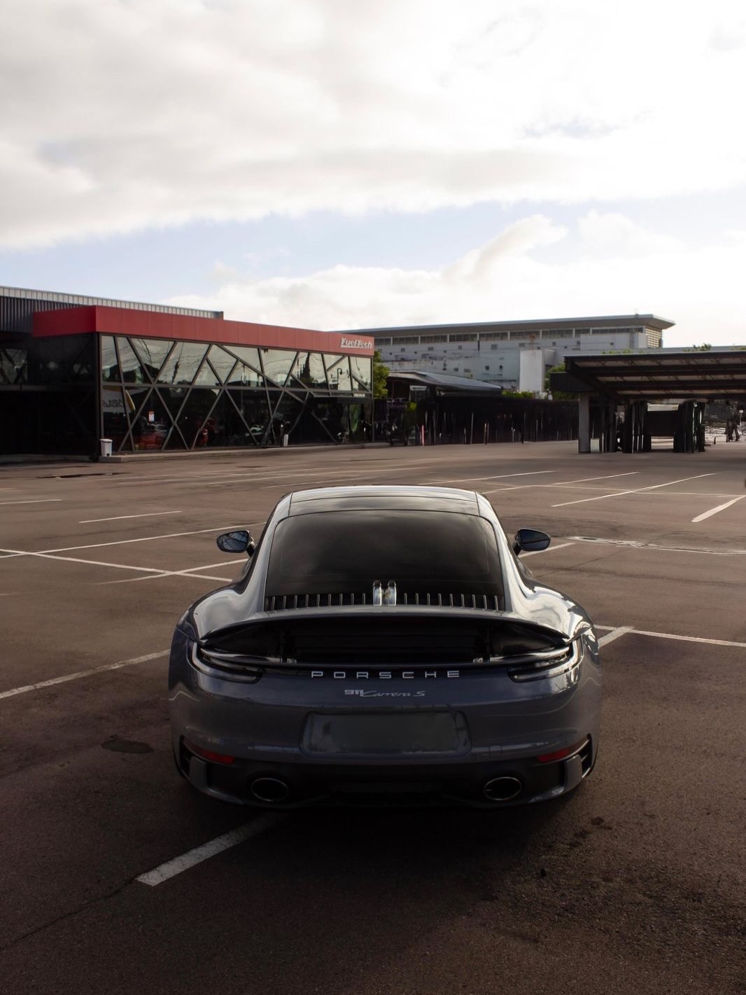PORSCHE 911 CARRERA S - Imagem 4