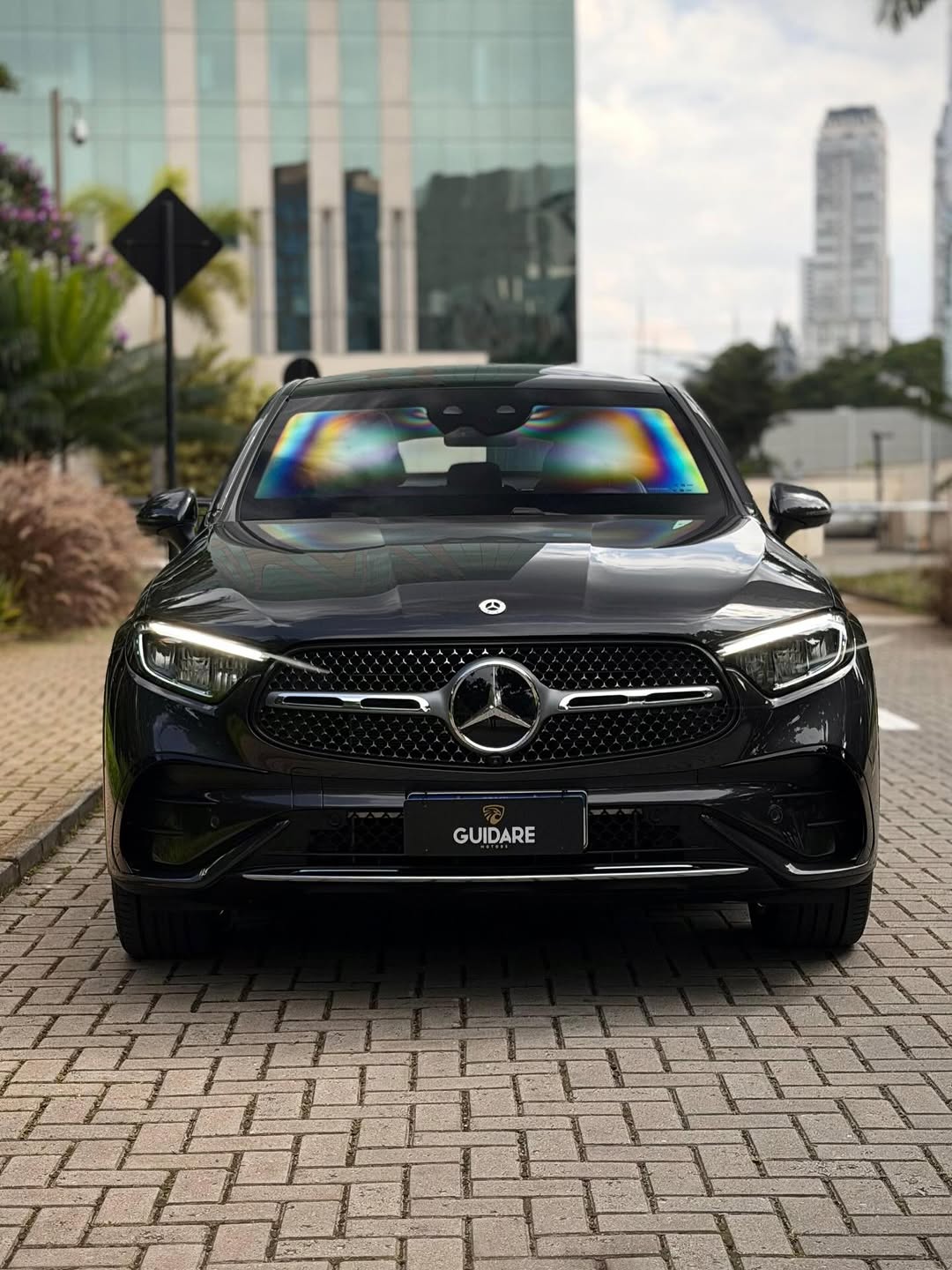 MERCEDES-BENZ GLC300 AMGLINE - Imagem 3