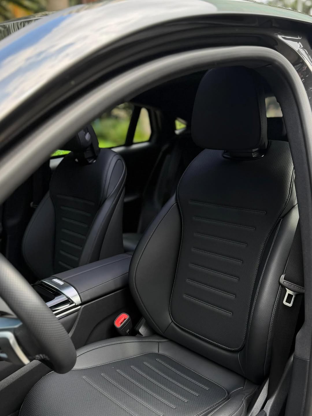 MERCEDES-BENZ GLC300 AMGLINE - Imagem 10
