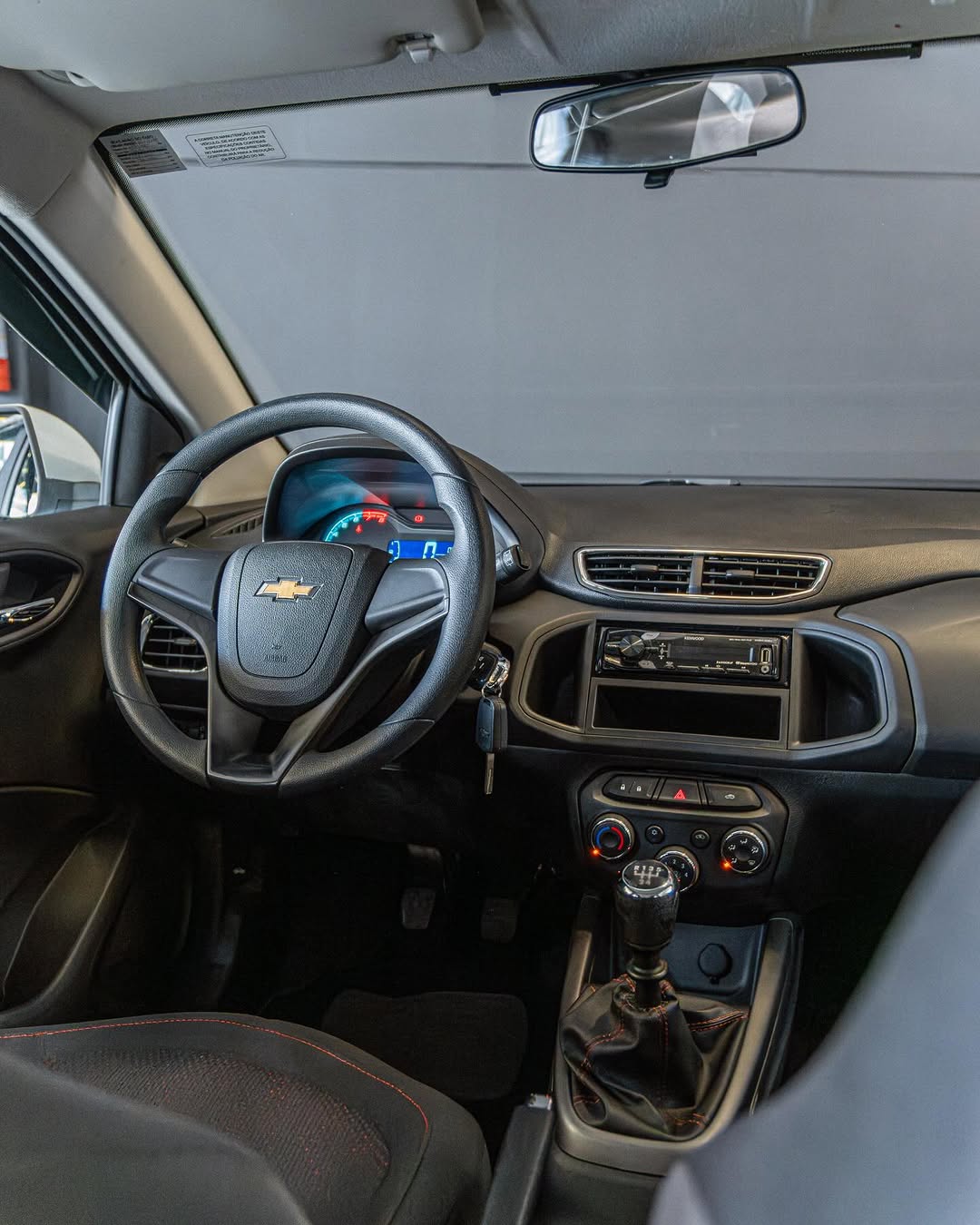 CHEVROLET ONIX LT - Imagem 6