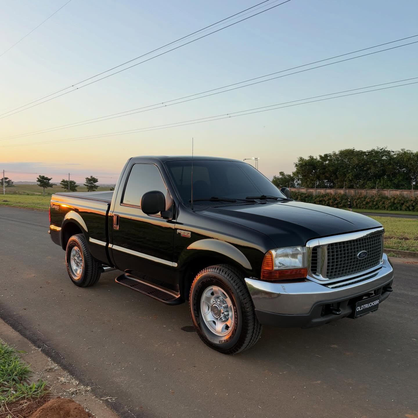 FORD F-250 XLT-L - Imagem 3