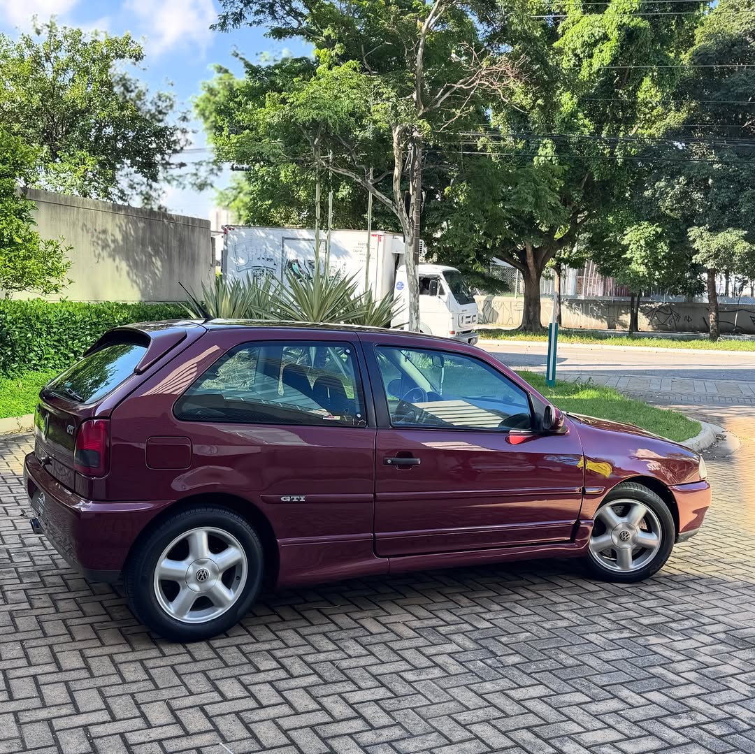 VOLKSWAGEN GOLF GTI - Imagem 2