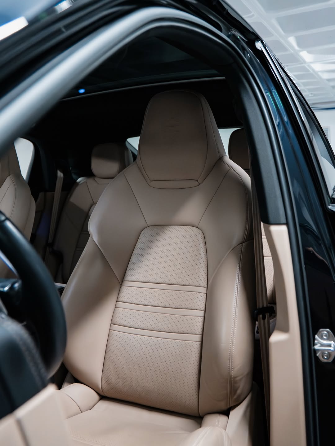 PORSCHE CAYENNE E-HYBRID - Imagem 10