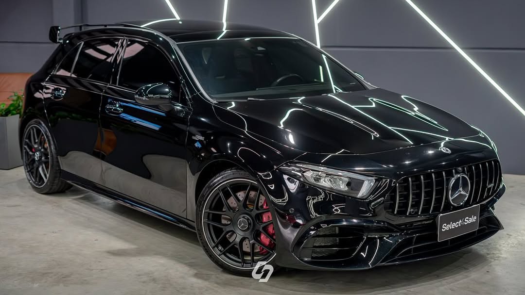 MERCEDES-BENZ A45 S - Imagem 11