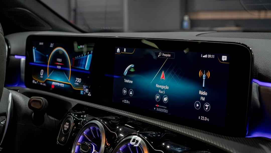 MERCEDES-BENZ A45 S - Imagem 6