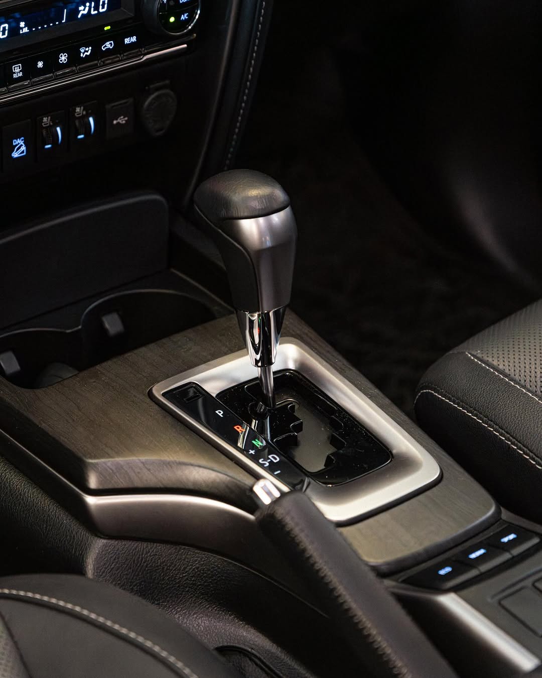 TOYOTA SW4 SRX PLATINUM - Imagem 7