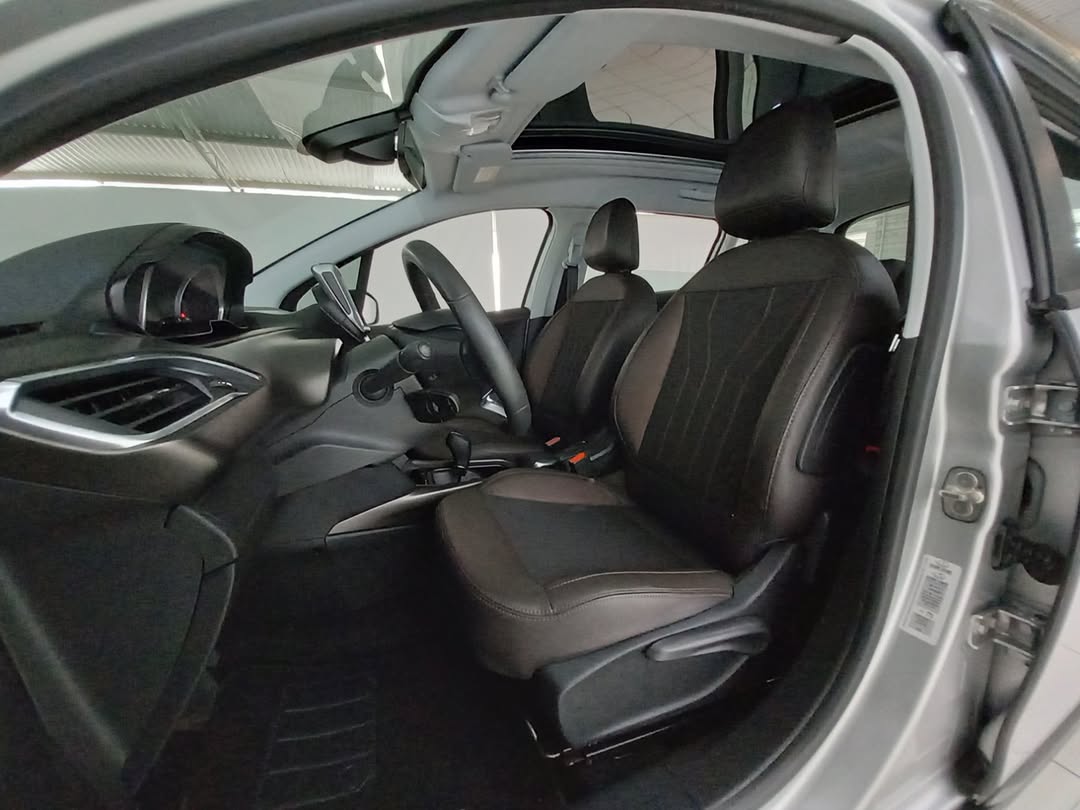 PEUGEOT 2008 GRIFFE THP - Imagem 7