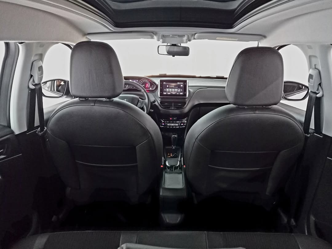 PEUGEOT 2008 GRIFFE THP - Imagem 9