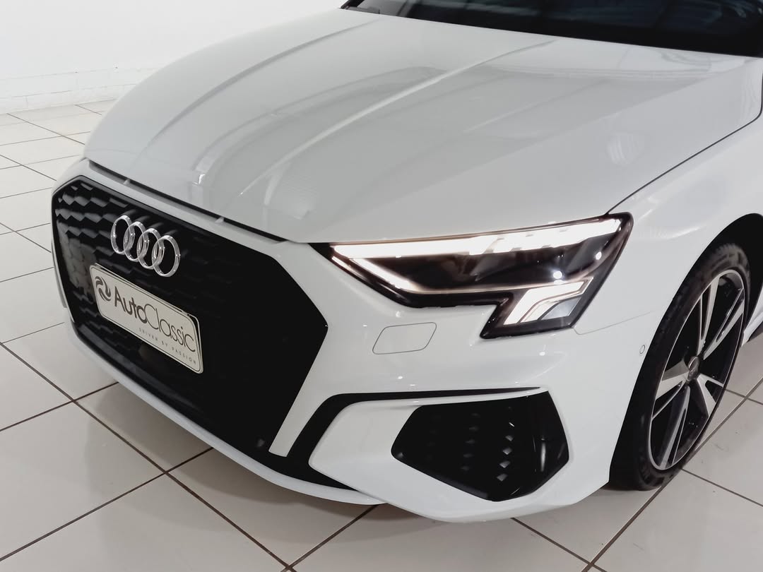 AUDI A3 PERFORMANCE BLACK - Imagem 3