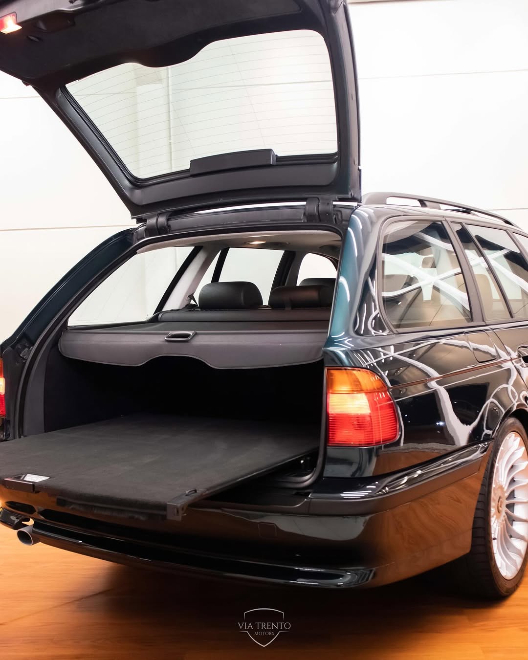 BMW 528I TOURING - Imagem 11