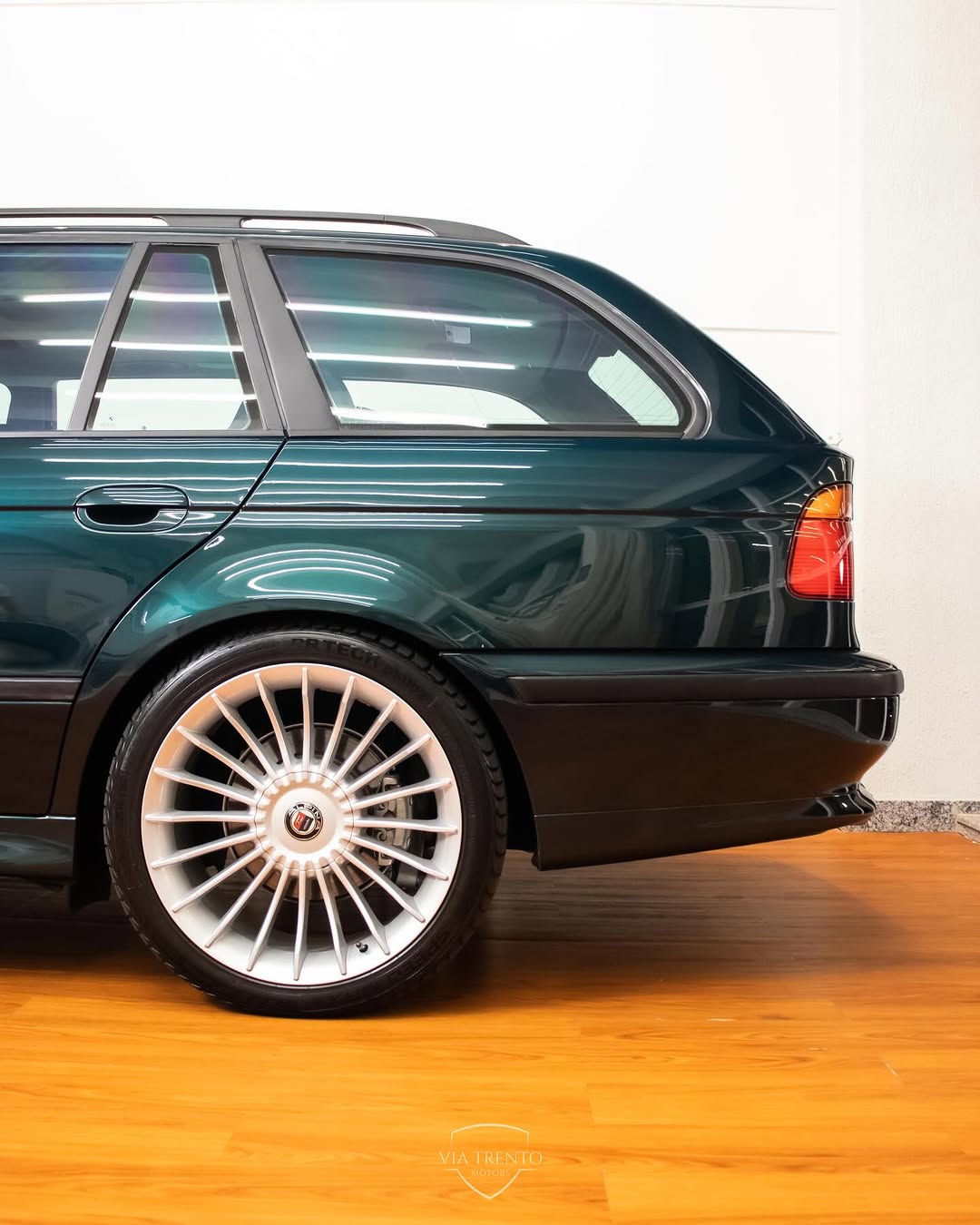 BMW 528I TOURING - Imagem 4