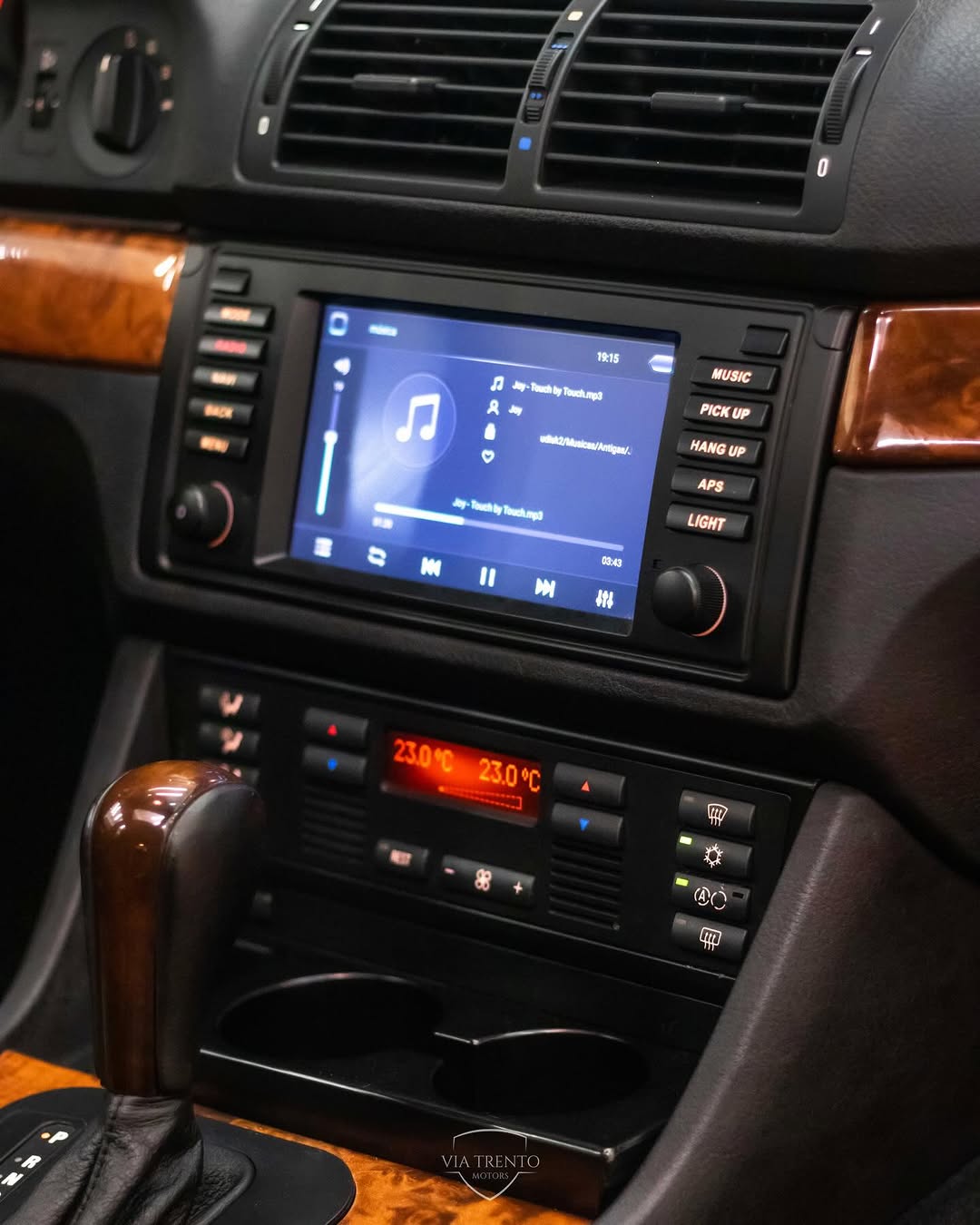 BMW 528I TOURING - Imagem 6