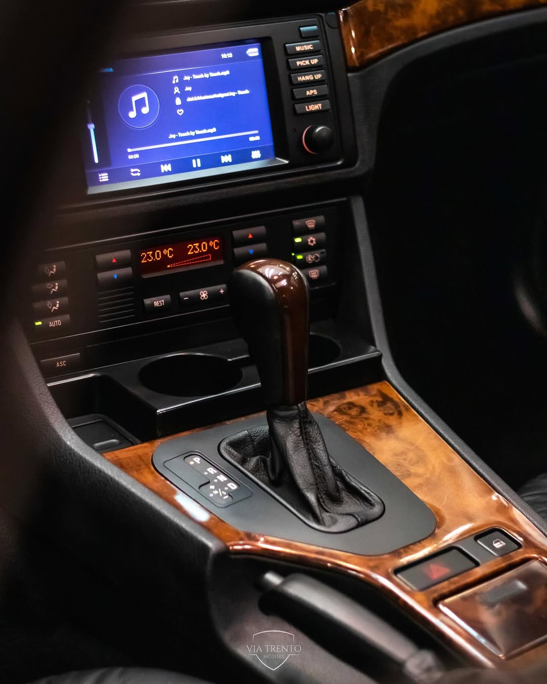BMW 528I TOURING - Imagem 9