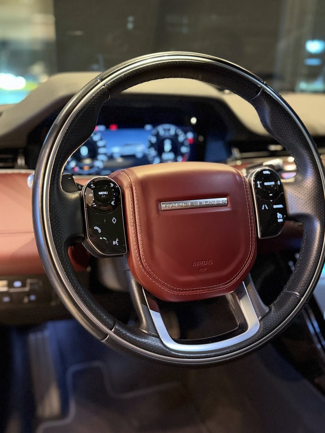 LAND ROVER EVOQUE P300 HSE R-DYNAMIC - Imagem 8