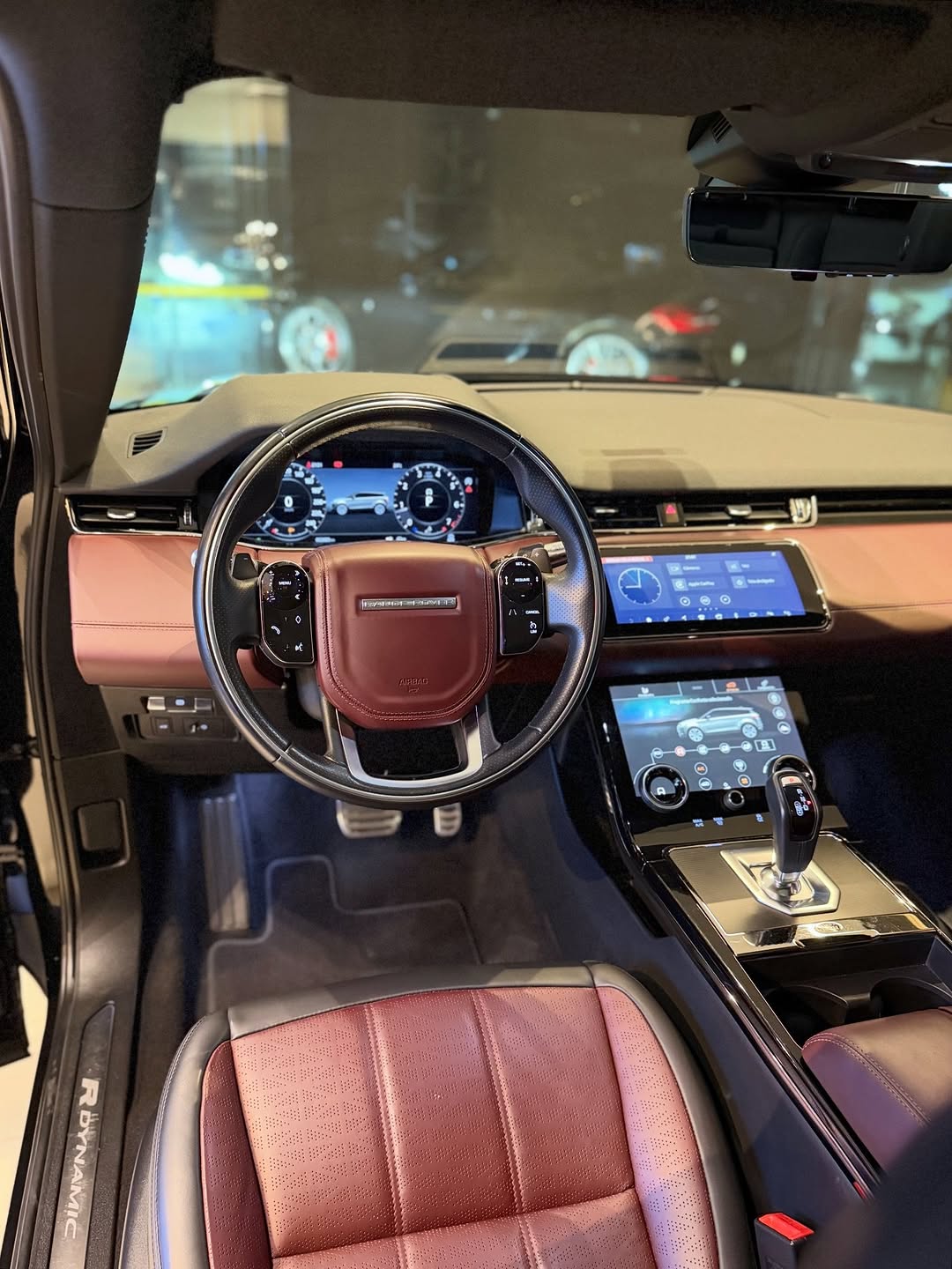 LAND ROVER EVOQUE P300 HSE R-DYNAMIC - Imagem 9