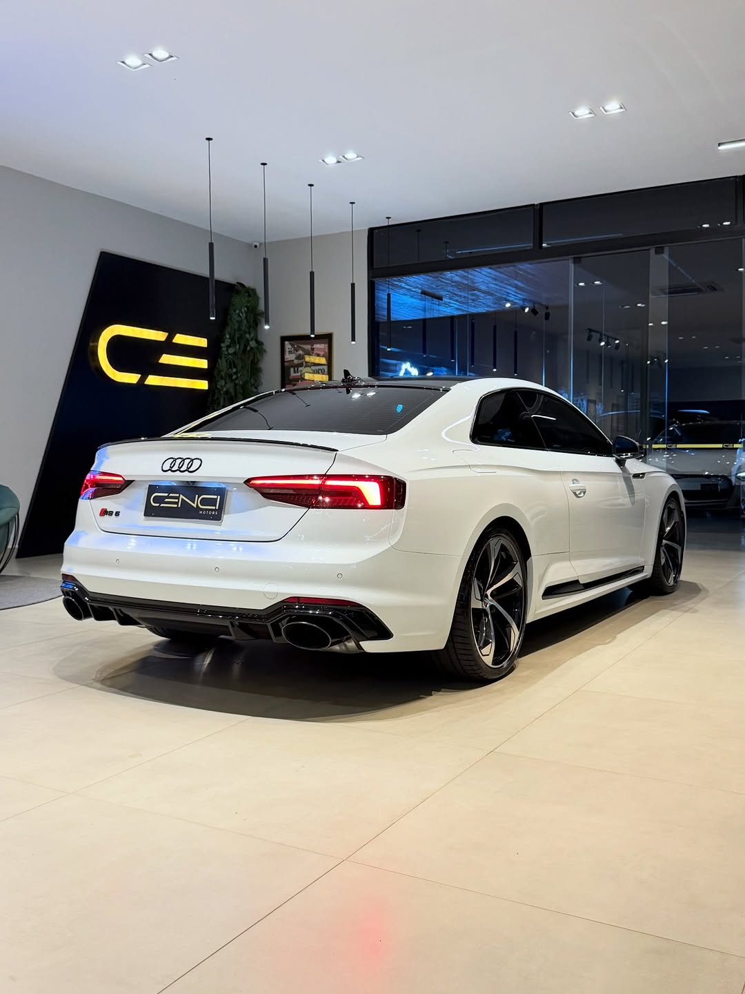 AUDI RS5 - Imagem 4