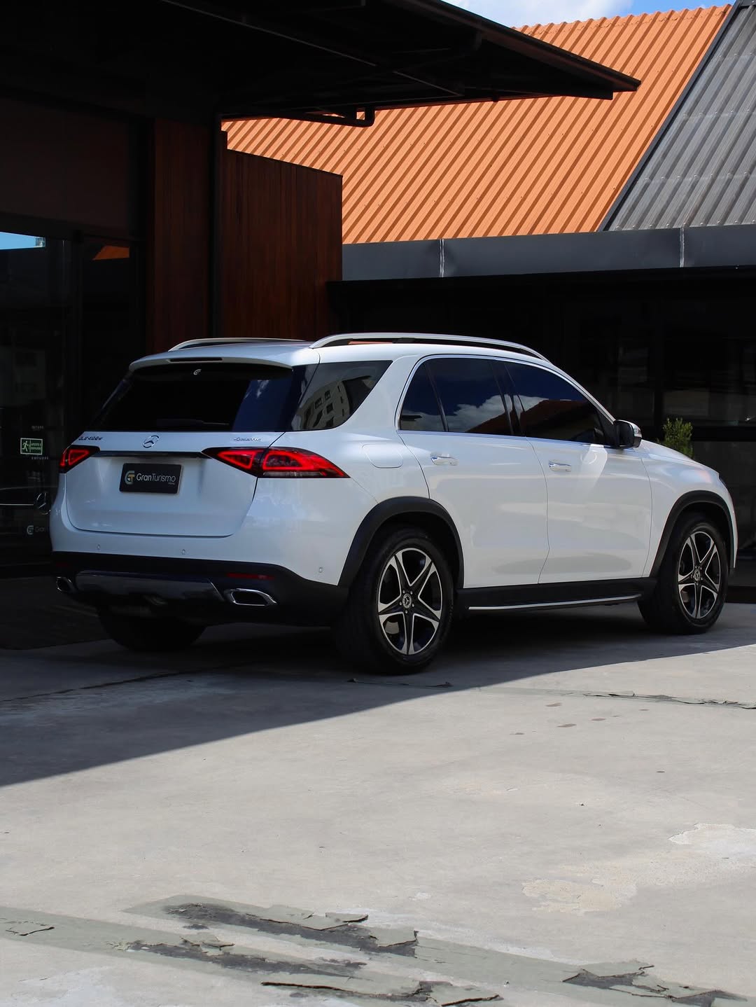 MERCEDES-BENZ GLE 400D - Imagem 2