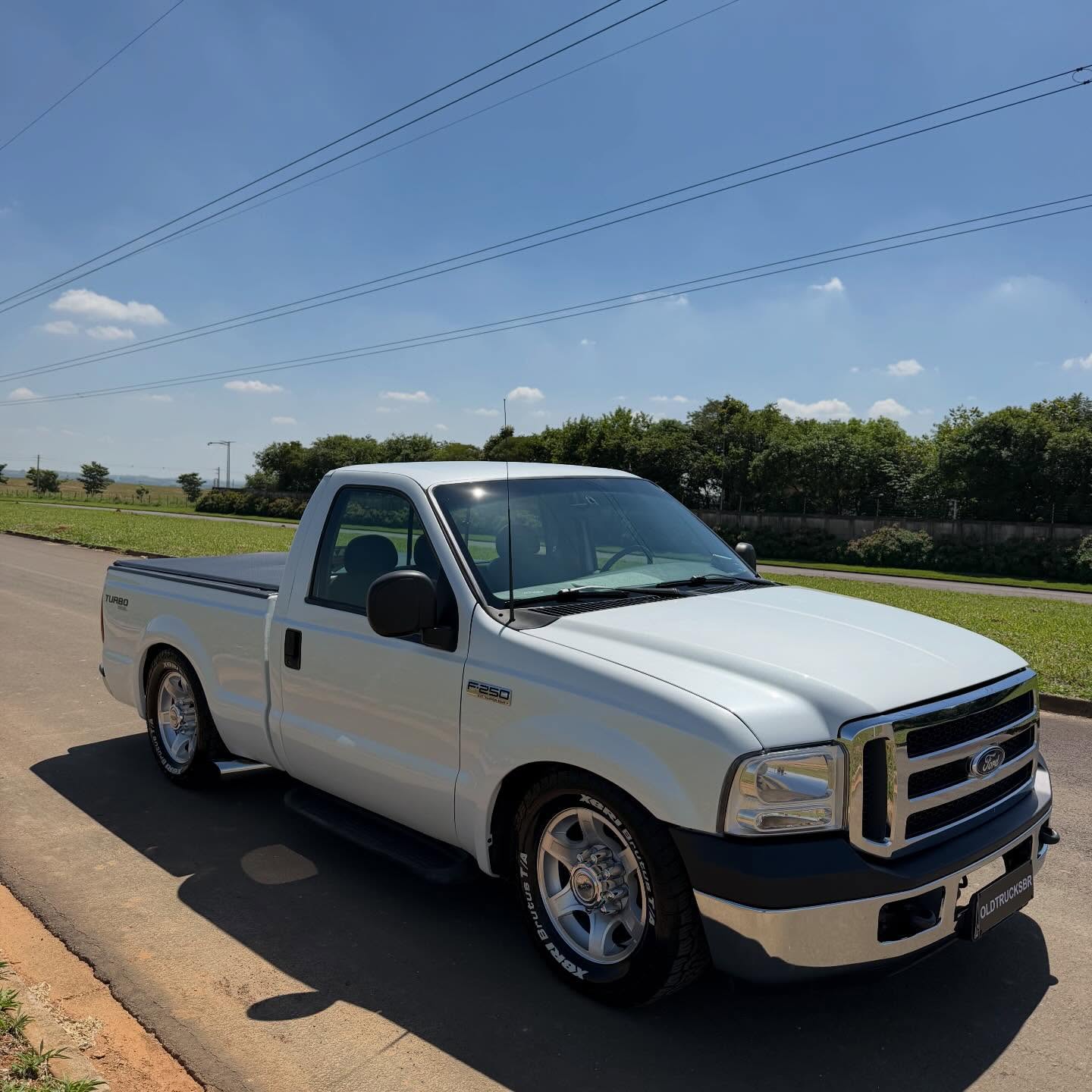 FORD F-250 XLL - Imagem 2