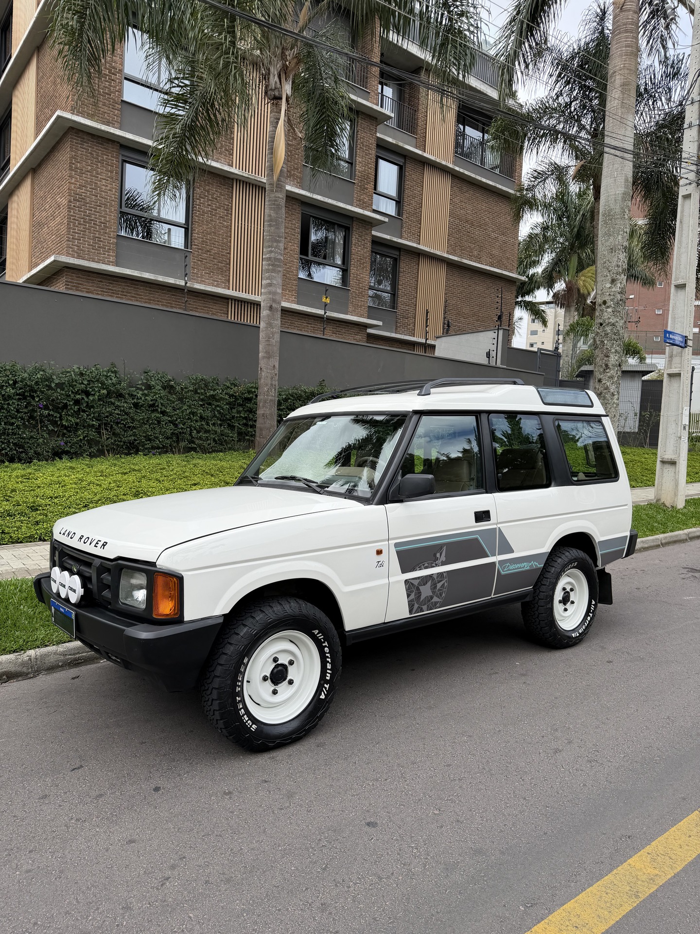 LAND ROVER DISCOVERY 1 - Imagem 2