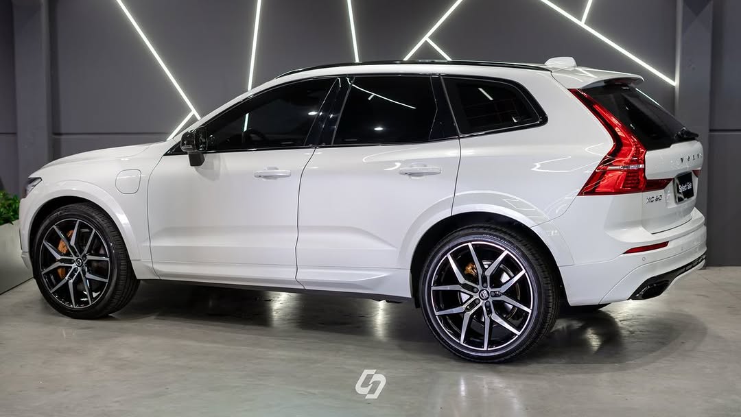 VOLVO XC60 T8 POLESTAR - Imagem 3