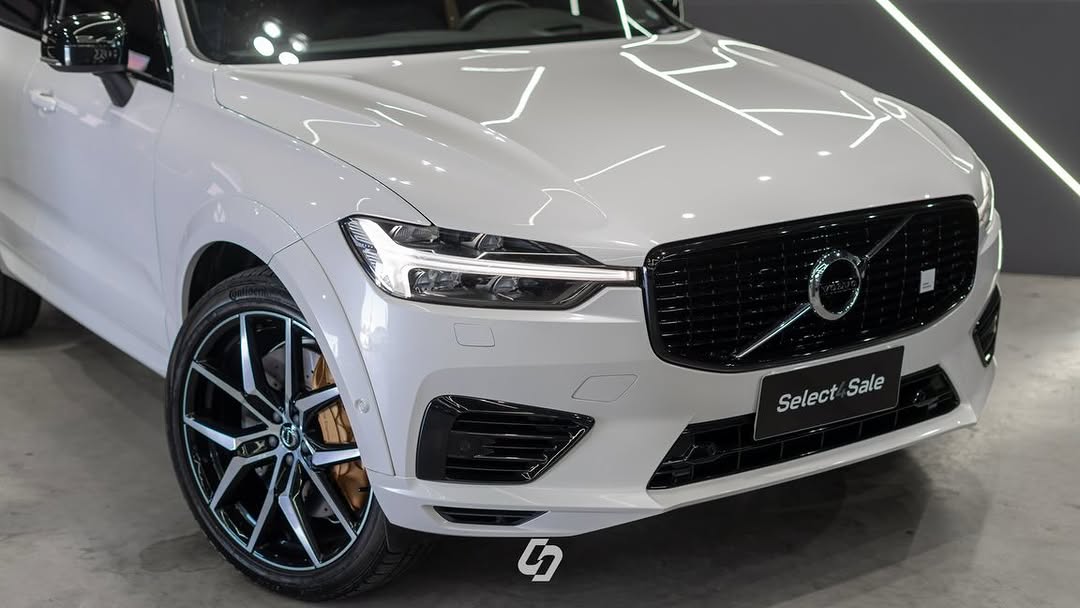 VOLVO XC60 T8 POLESTAR - Imagem 9
