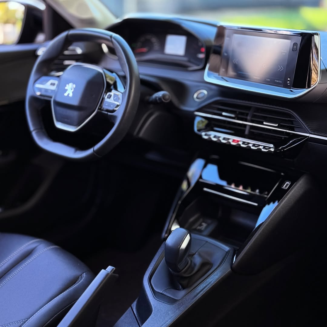 PEUGEOT 208 ALLURE - Imagem 5
