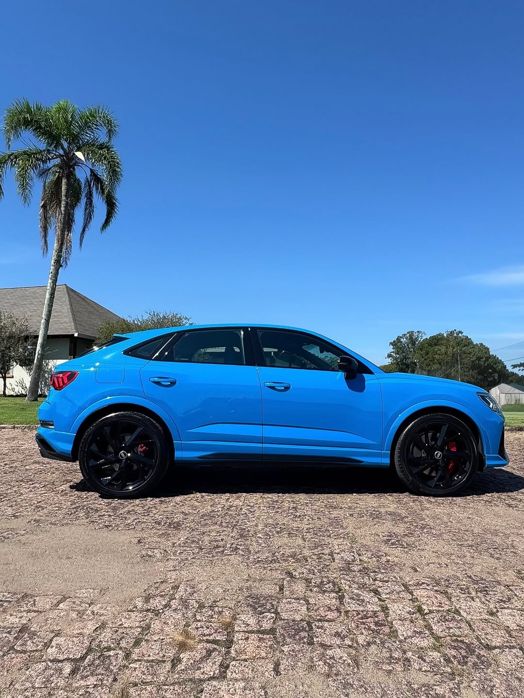 AUDI RSQ3 SPORTBACK - Imagem 4