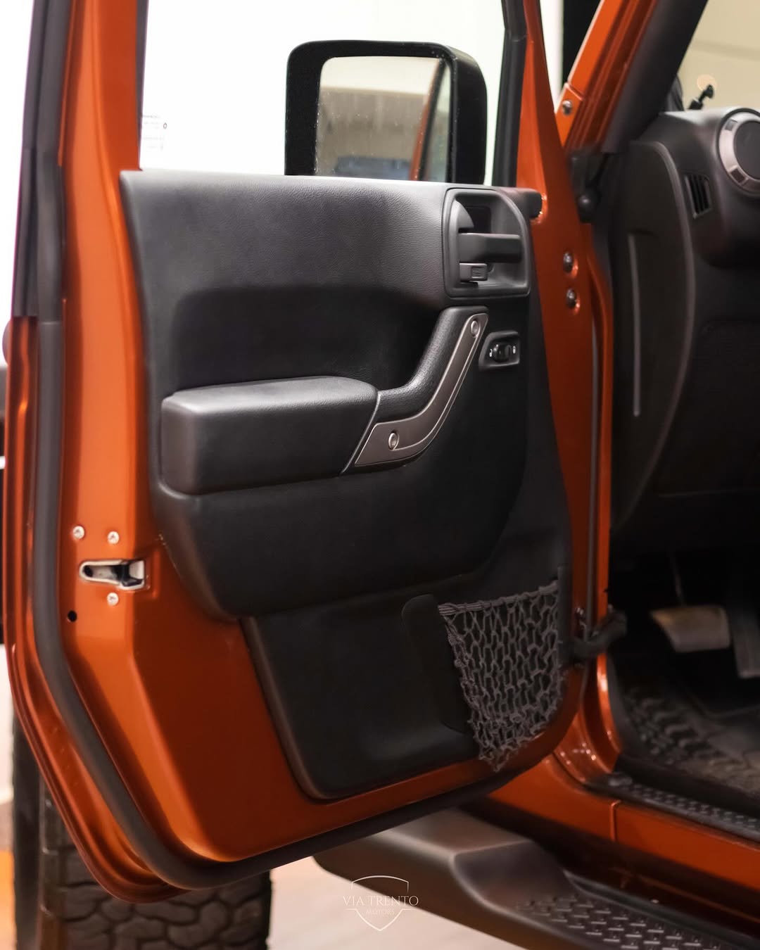 JEEP WRANGLER UNLIMITED SPORT - Imagem 8