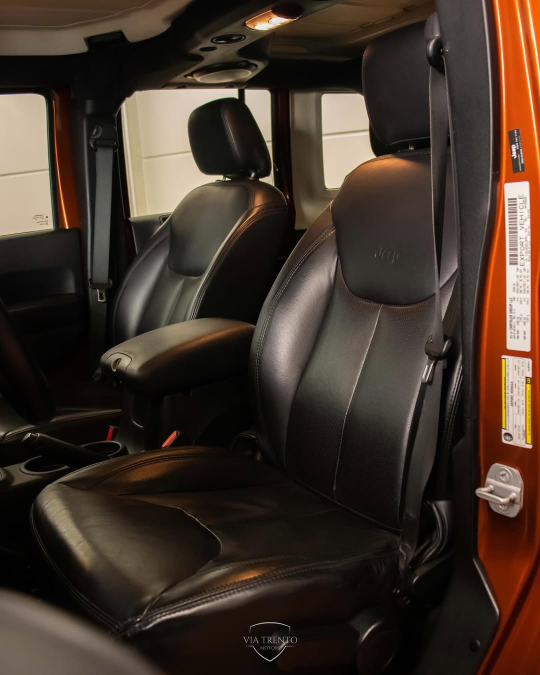 JEEP WRANGLER UNLIMITED SPORT - Imagem 9