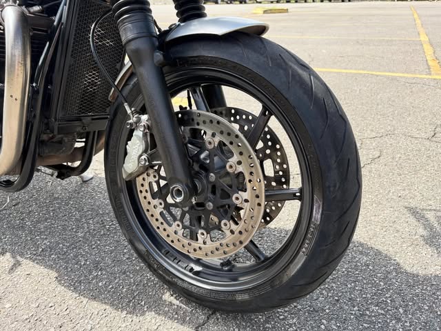 TRIUMPH SPEED TWIN - Imagem 9