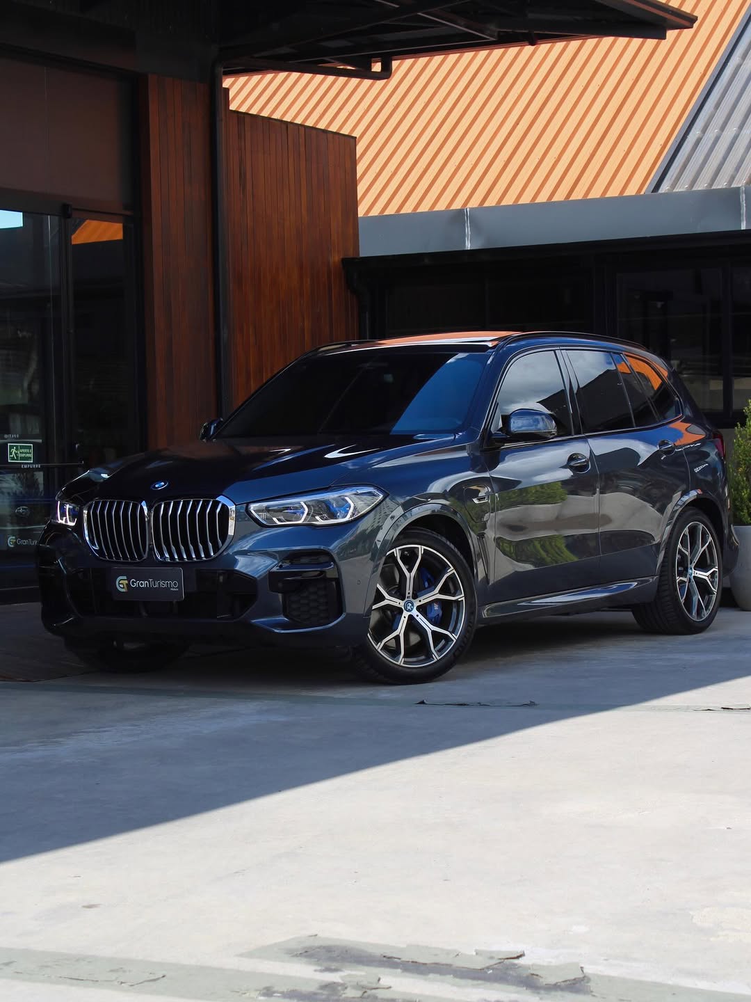 BMW X5 XDRIVE 45E MSPORT - Imagem 1