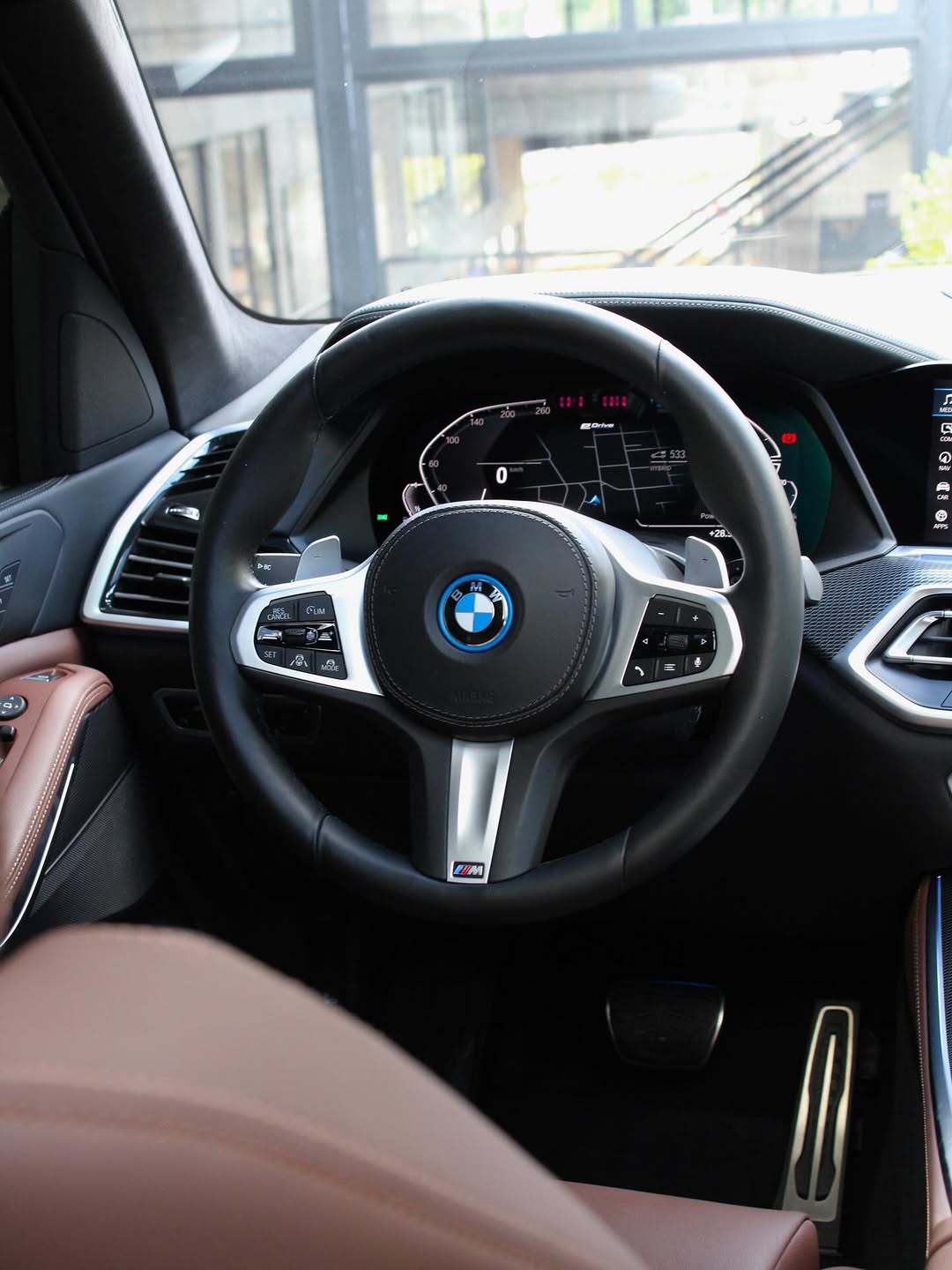 BMW X5 XDRIVE 45E MSPORT - Imagem 3