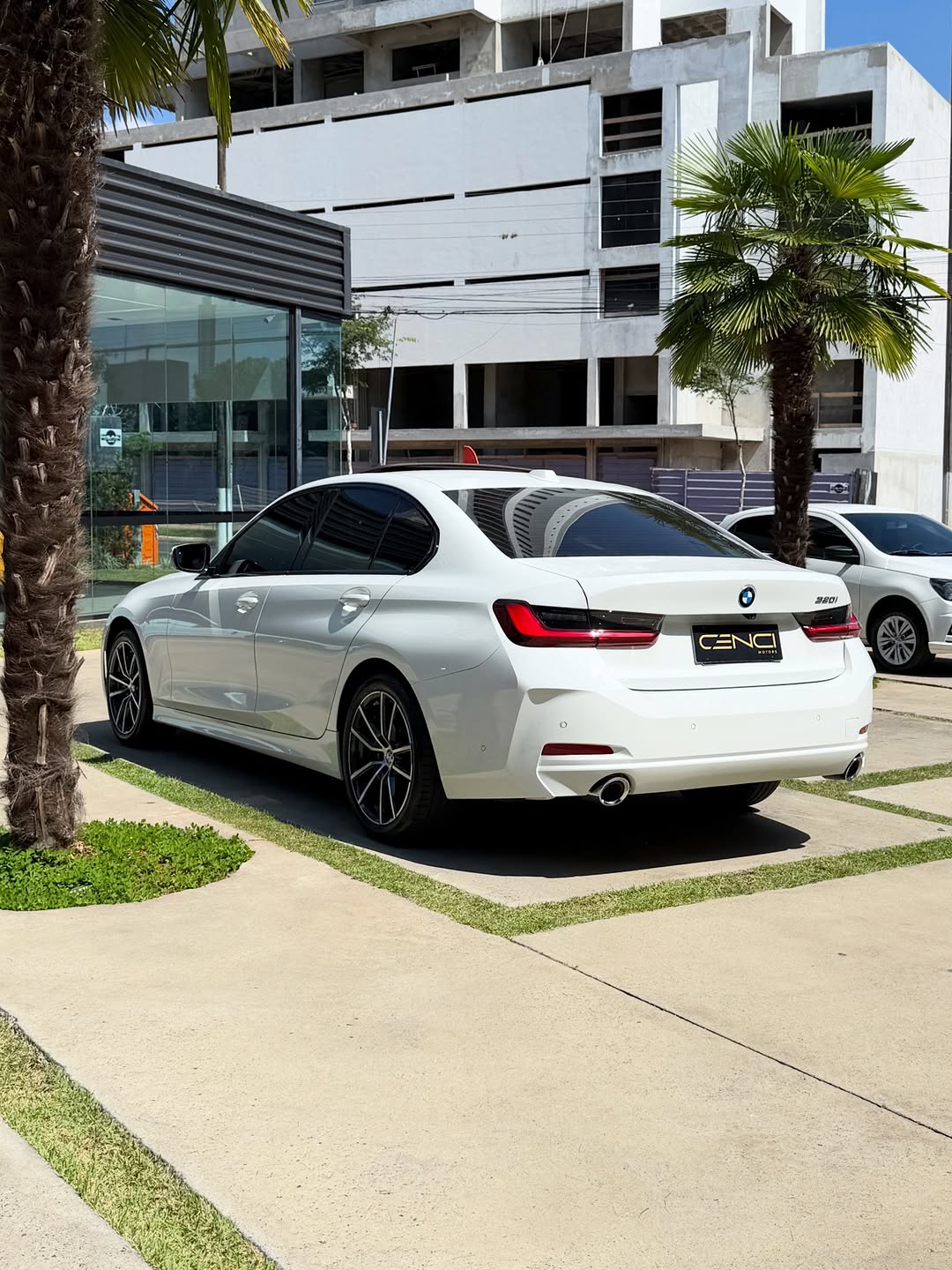 BMW 320 SPORT GP - Imagem 6