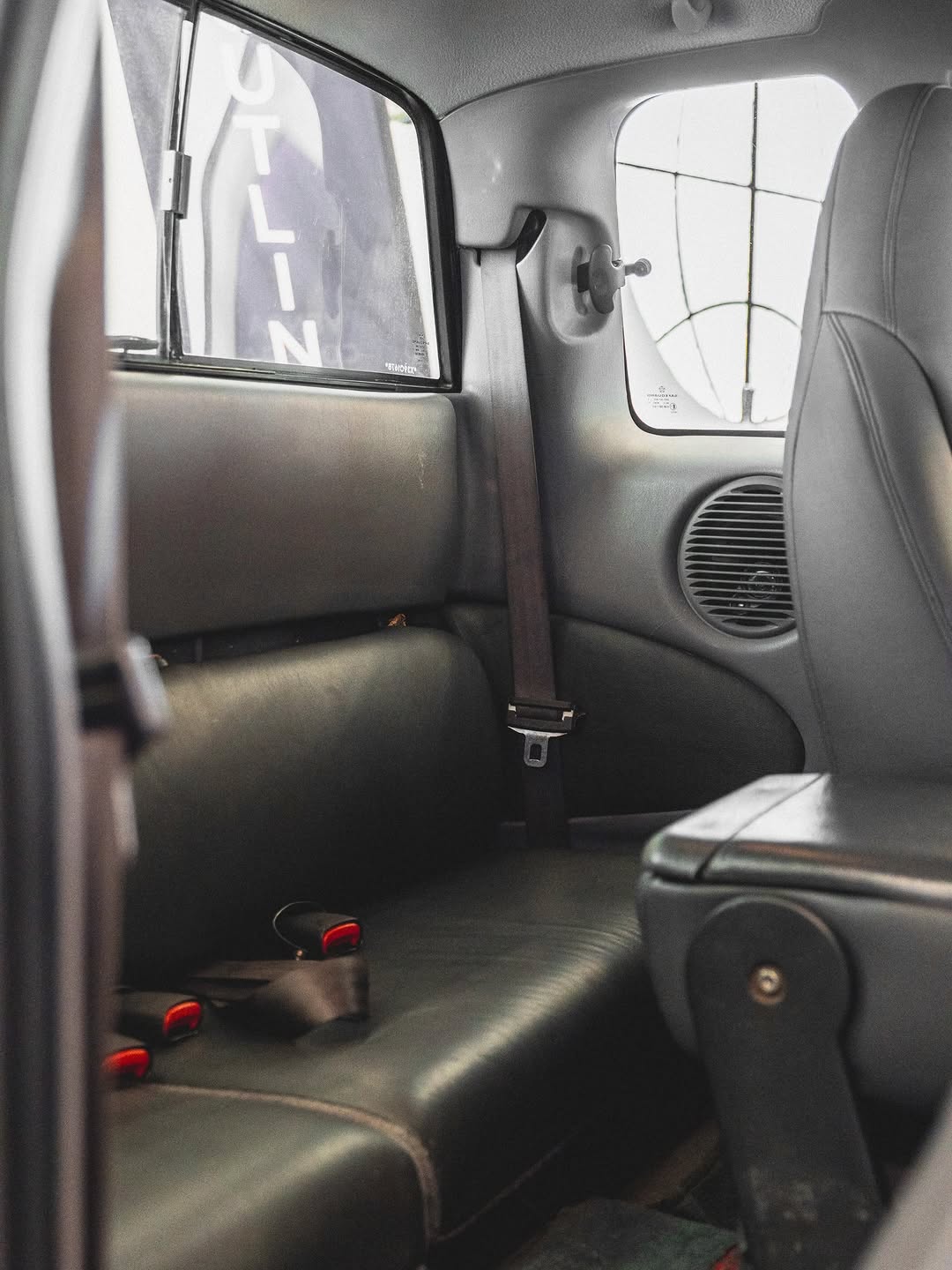 DODGE DAKOTA SPORT V6 - Imagem 11