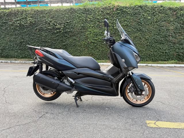 YAMAHA XMAX - Imagem 2