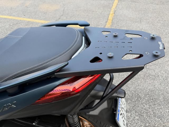 YAMAHA XMAX - Imagem 8