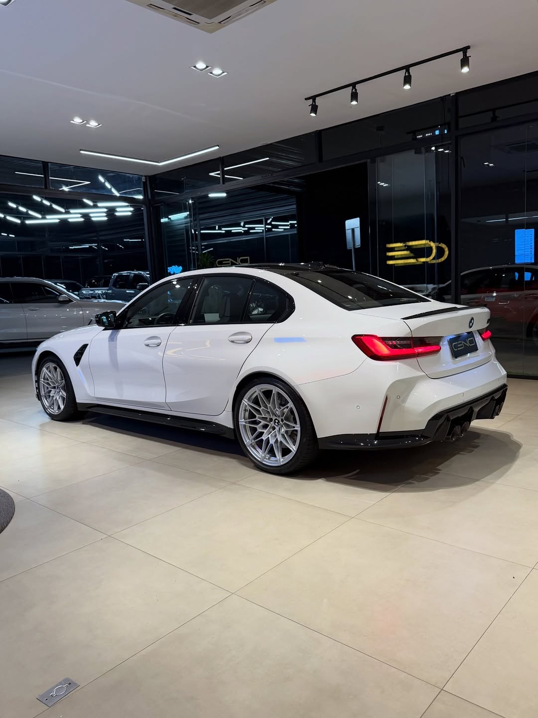BMW M3 COMPETITION - Imagem 5