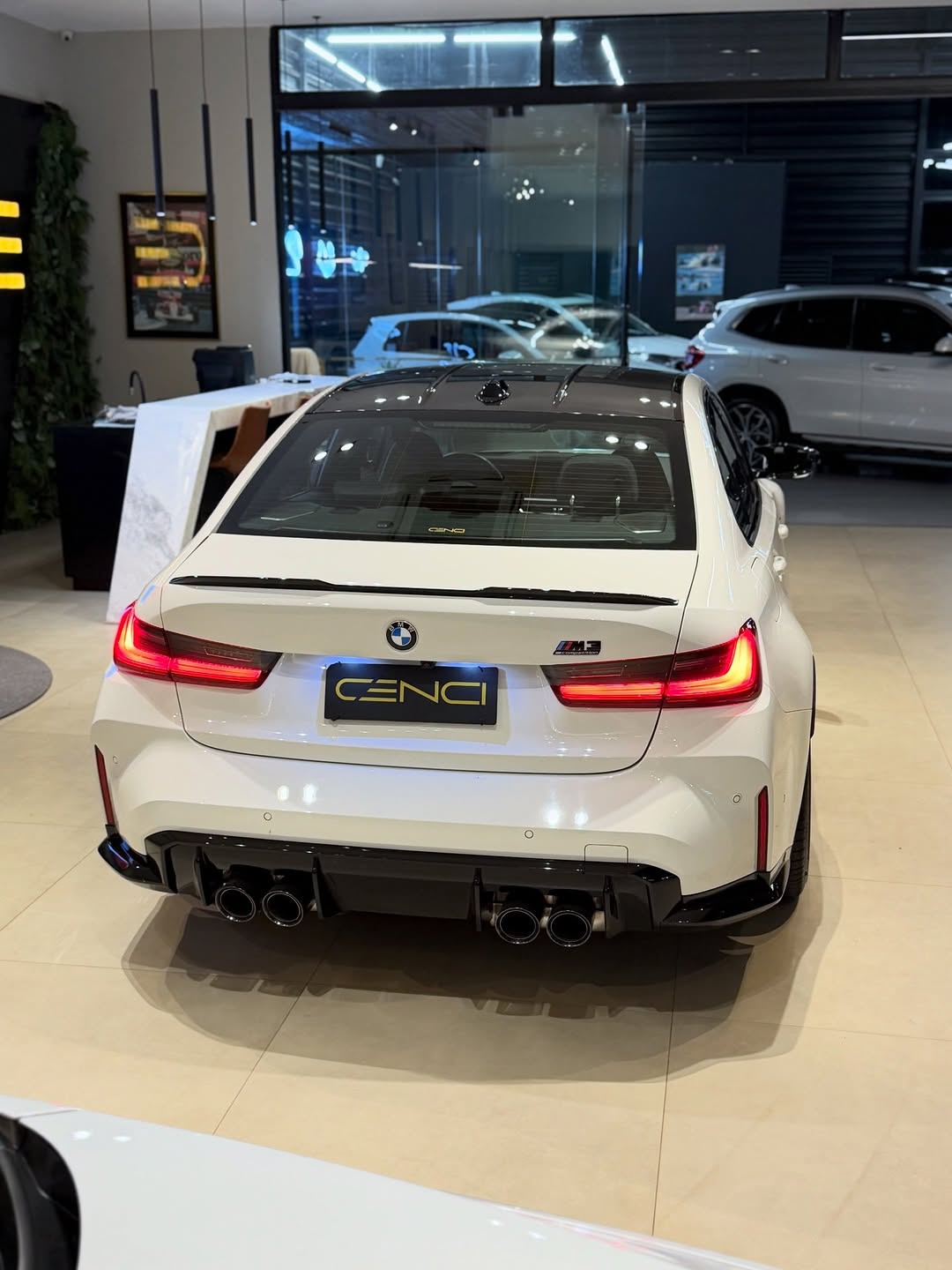 BMW M3 COMPETITION - Imagem 6