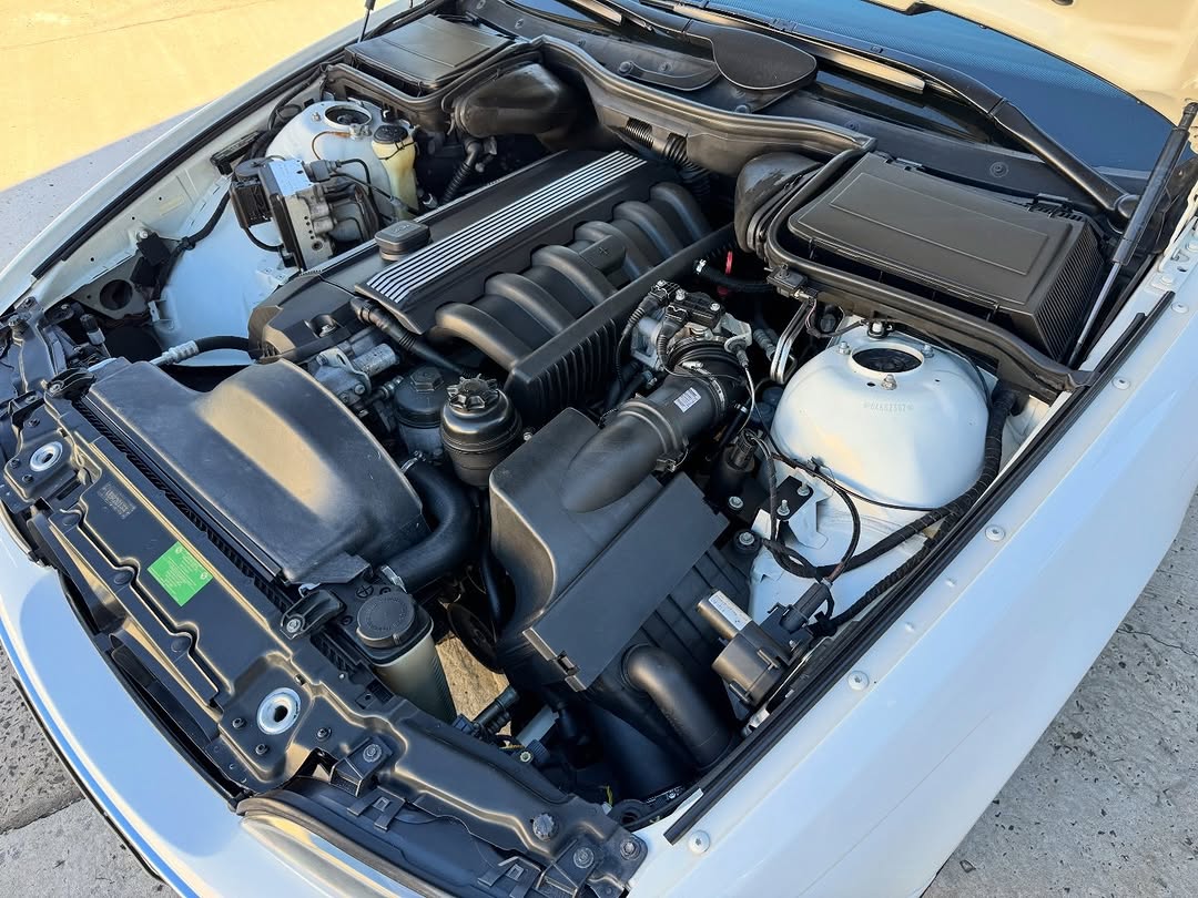 BMW 528I HIGHLINE - Imagem 17