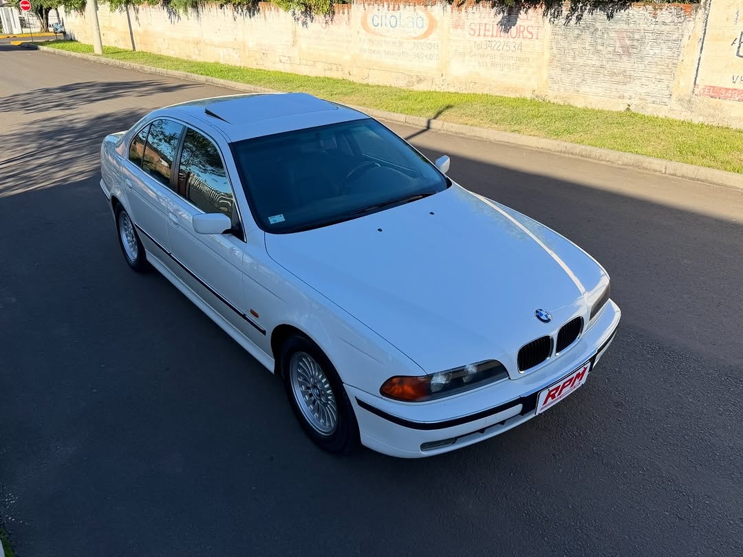 BMW 528I HIGHLINE - Imagem 6