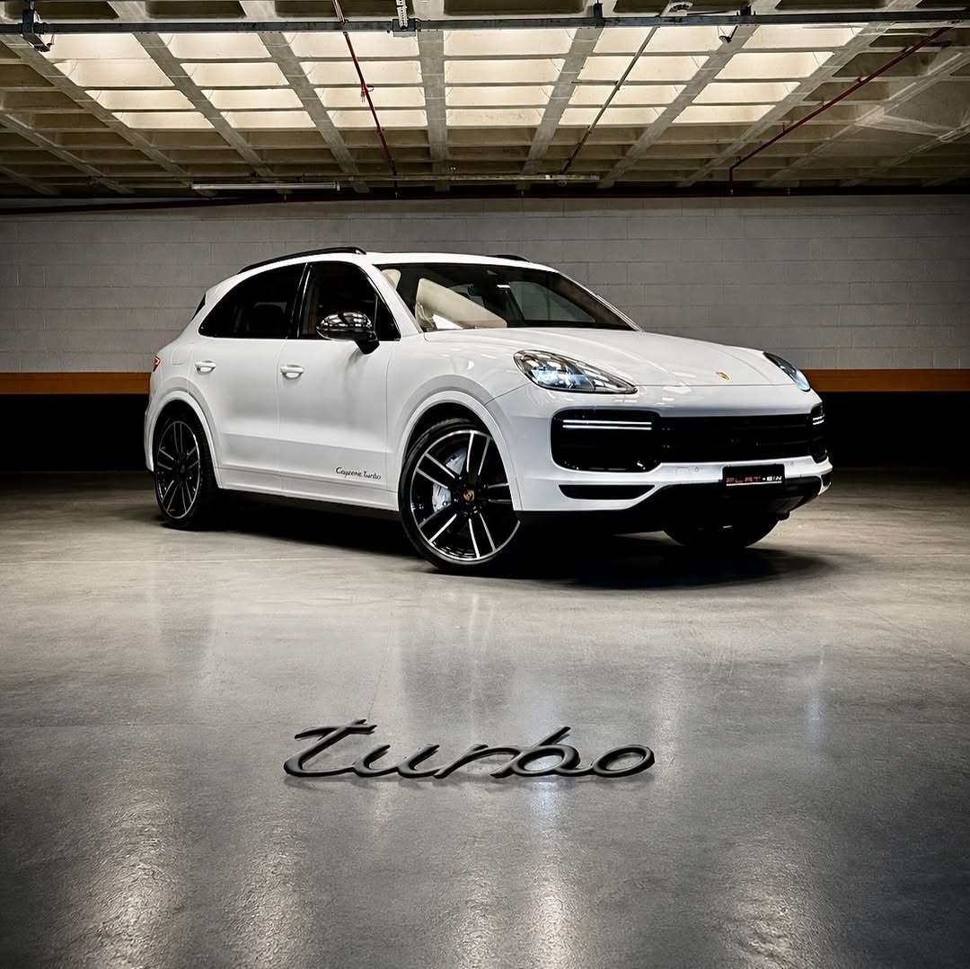 PORSCHE CAYENNE TURBO - Imagem 1