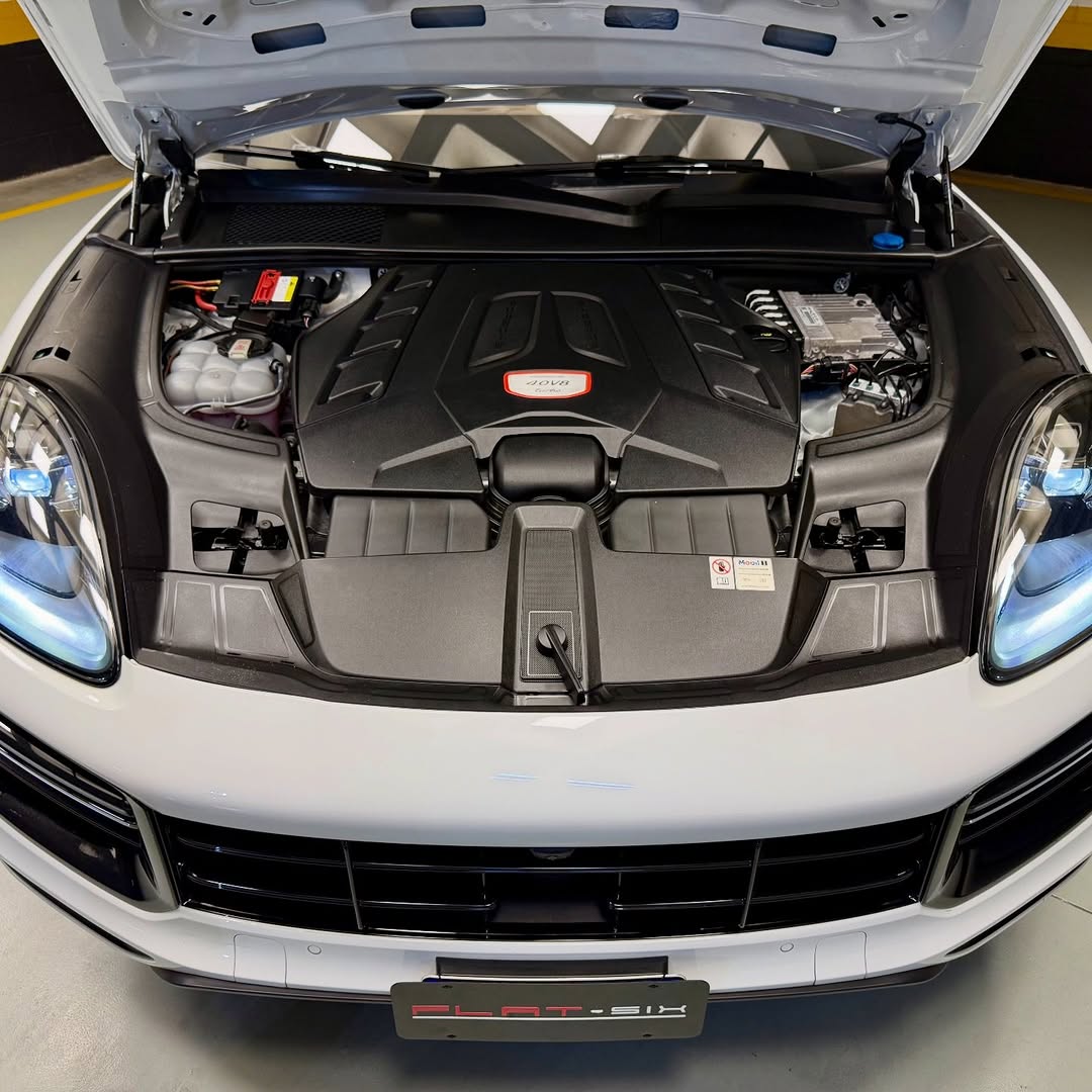 PORSCHE CAYENNE TURBO - Imagem 15