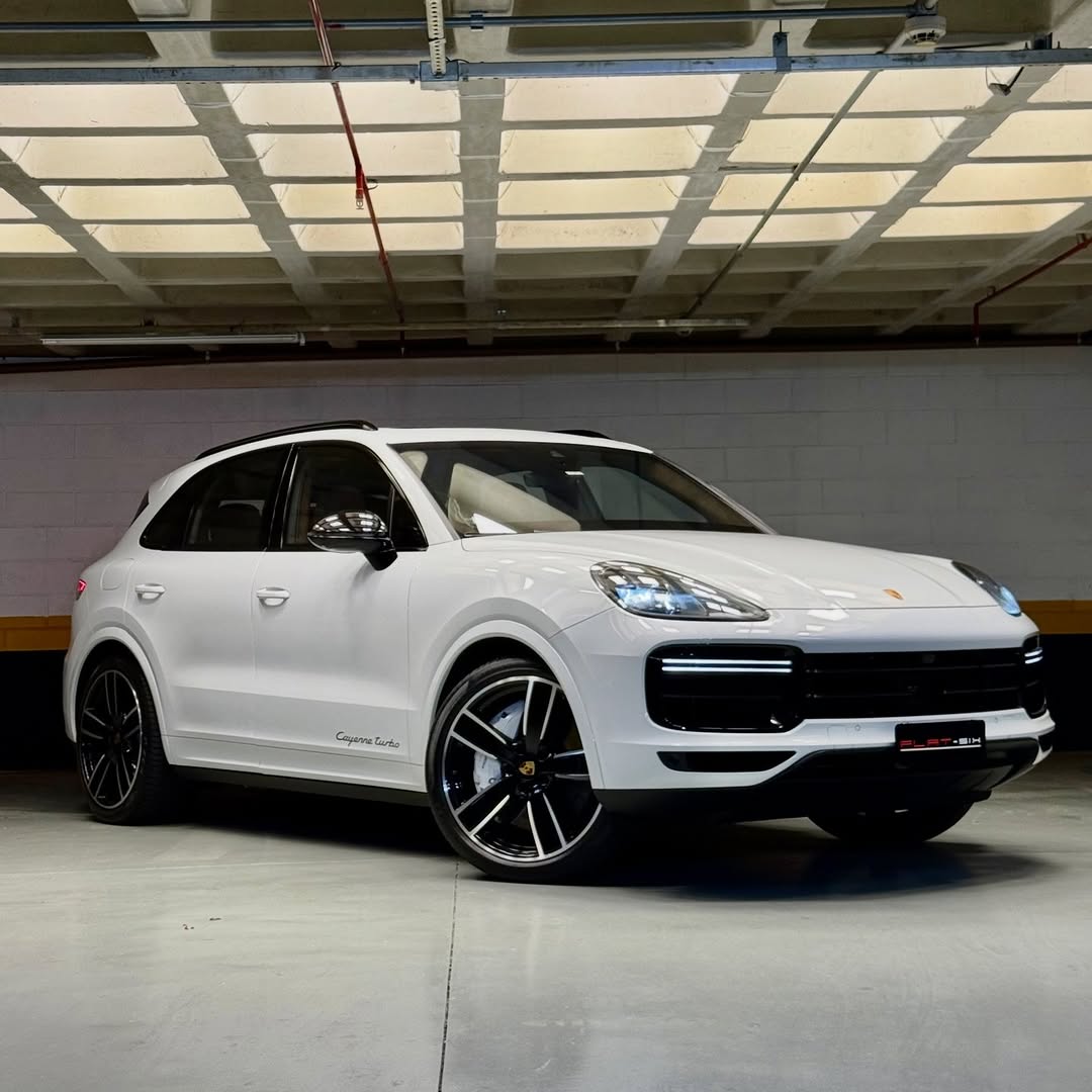 PORSCHE CAYENNE TURBO - Imagem 18