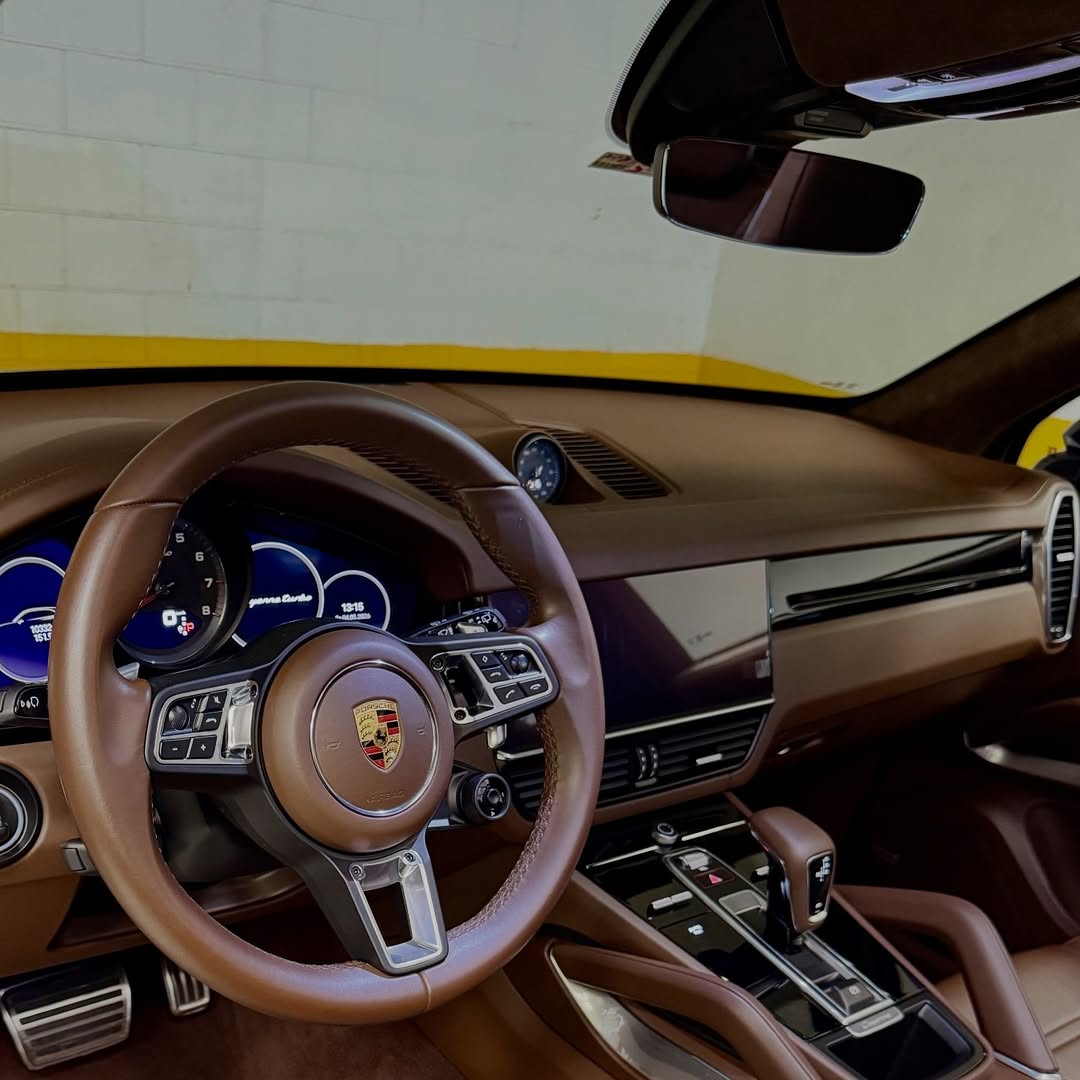 PORSCHE CAYENNE TURBO - Imagem 9