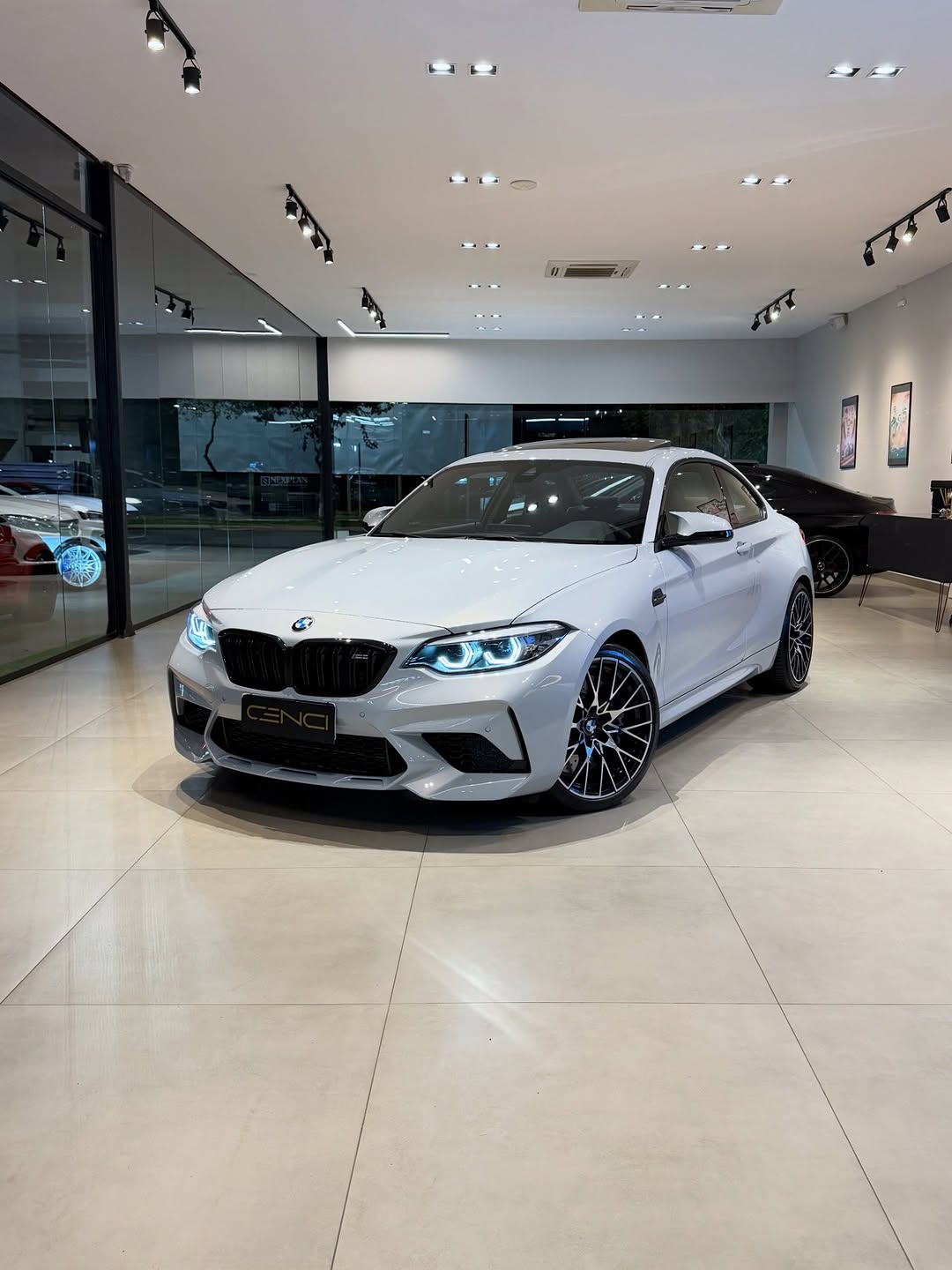 BMW M2 COMPETITION - Imagem 1