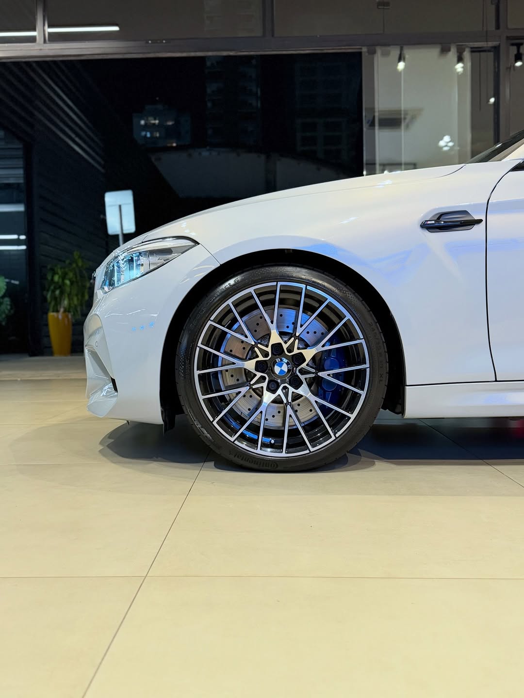 BMW M2 COMPETITION - Imagem 6