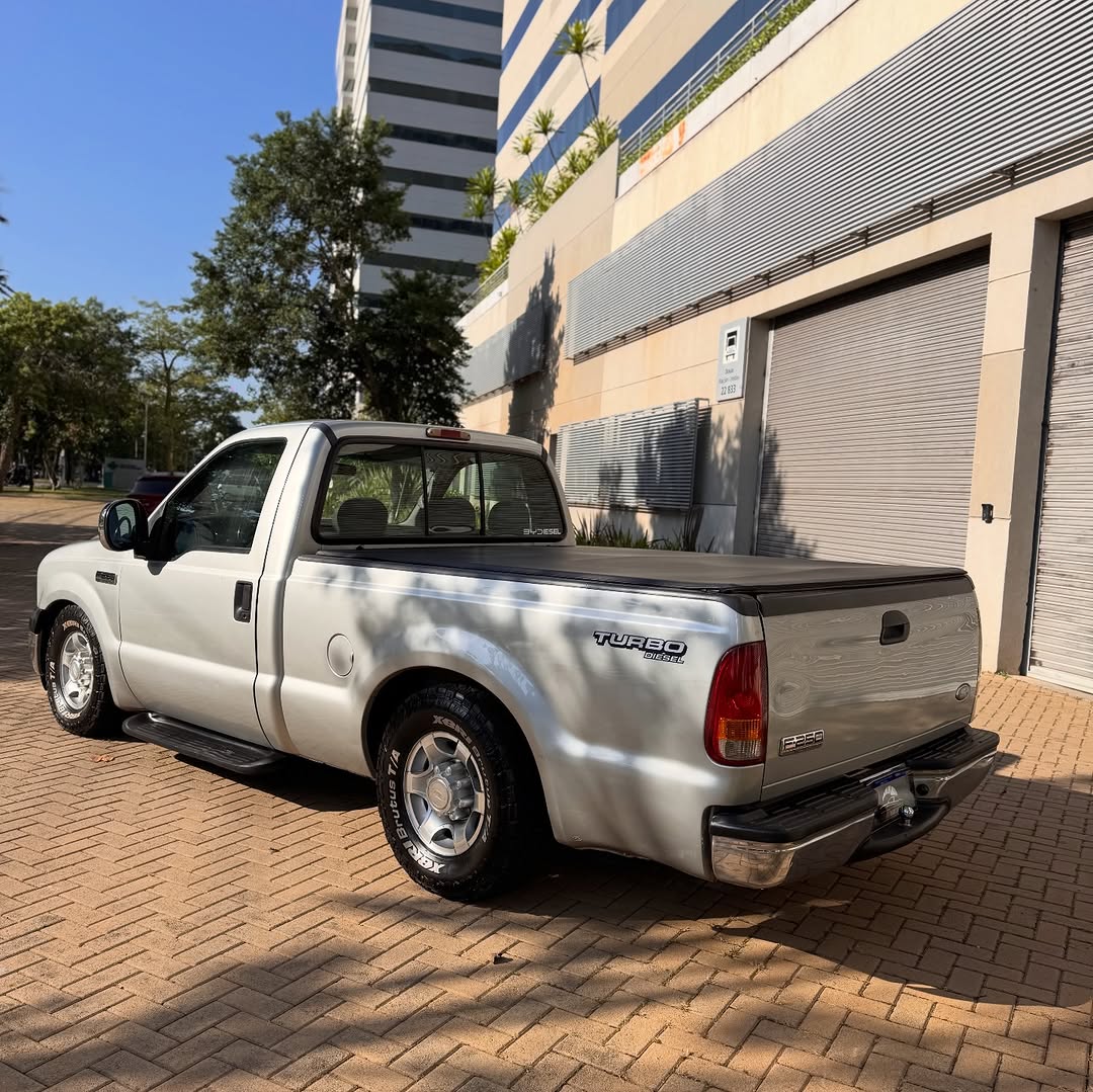 FORD F-250 XLT - Imagem 4